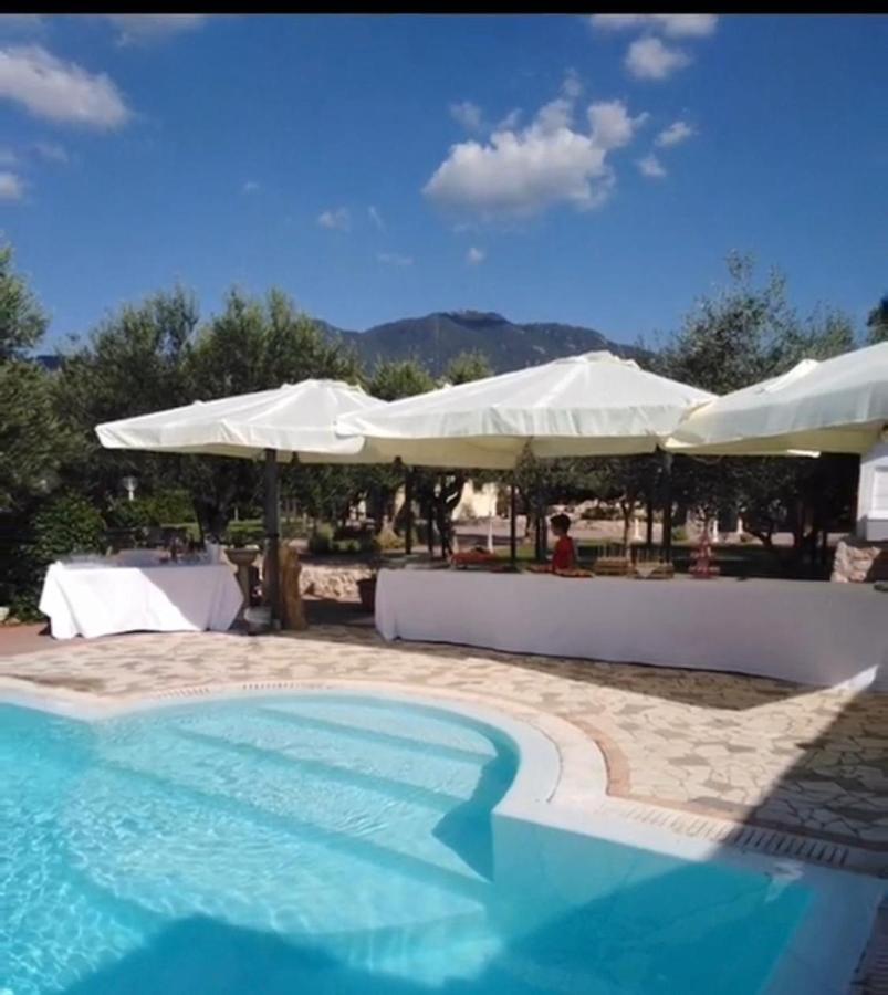 Villa Residenza Nosy Be à Palombara Sabina Extérieur photo